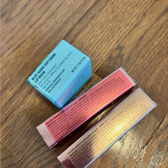 Kaleidos Lip Products Set - Picture 2 of 2